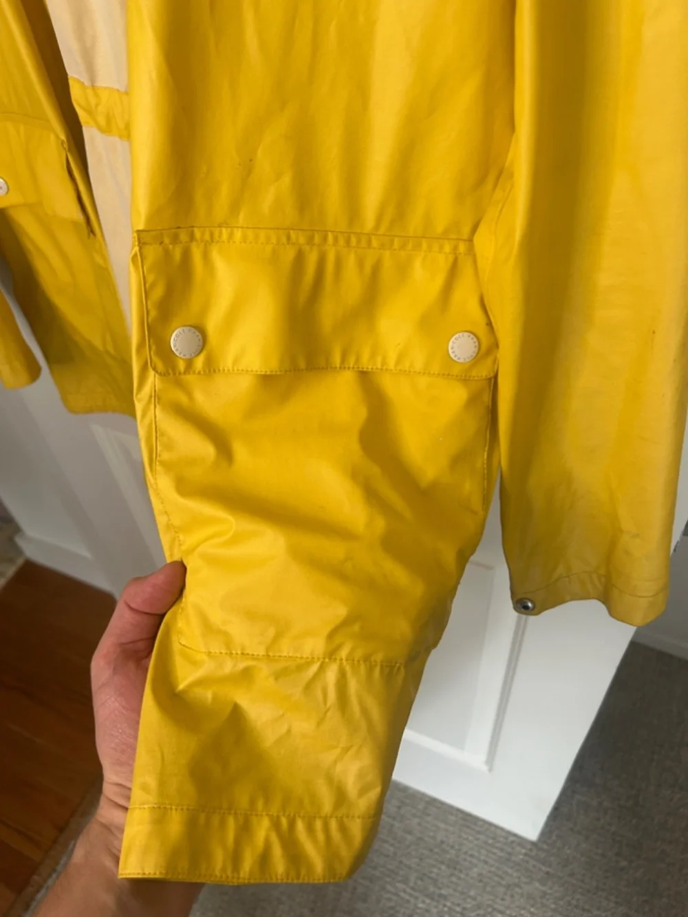 Cole Haan Women’s Weather Resistant Hooded Yellow Rain Jacket Size L